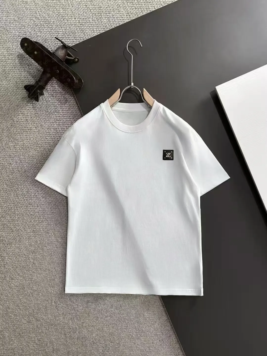 ， Same Style T ！ DG Logo ！ ！ Breathable ， 。Premium ， ！ Same Style！ ：Black White Size：S-xx L